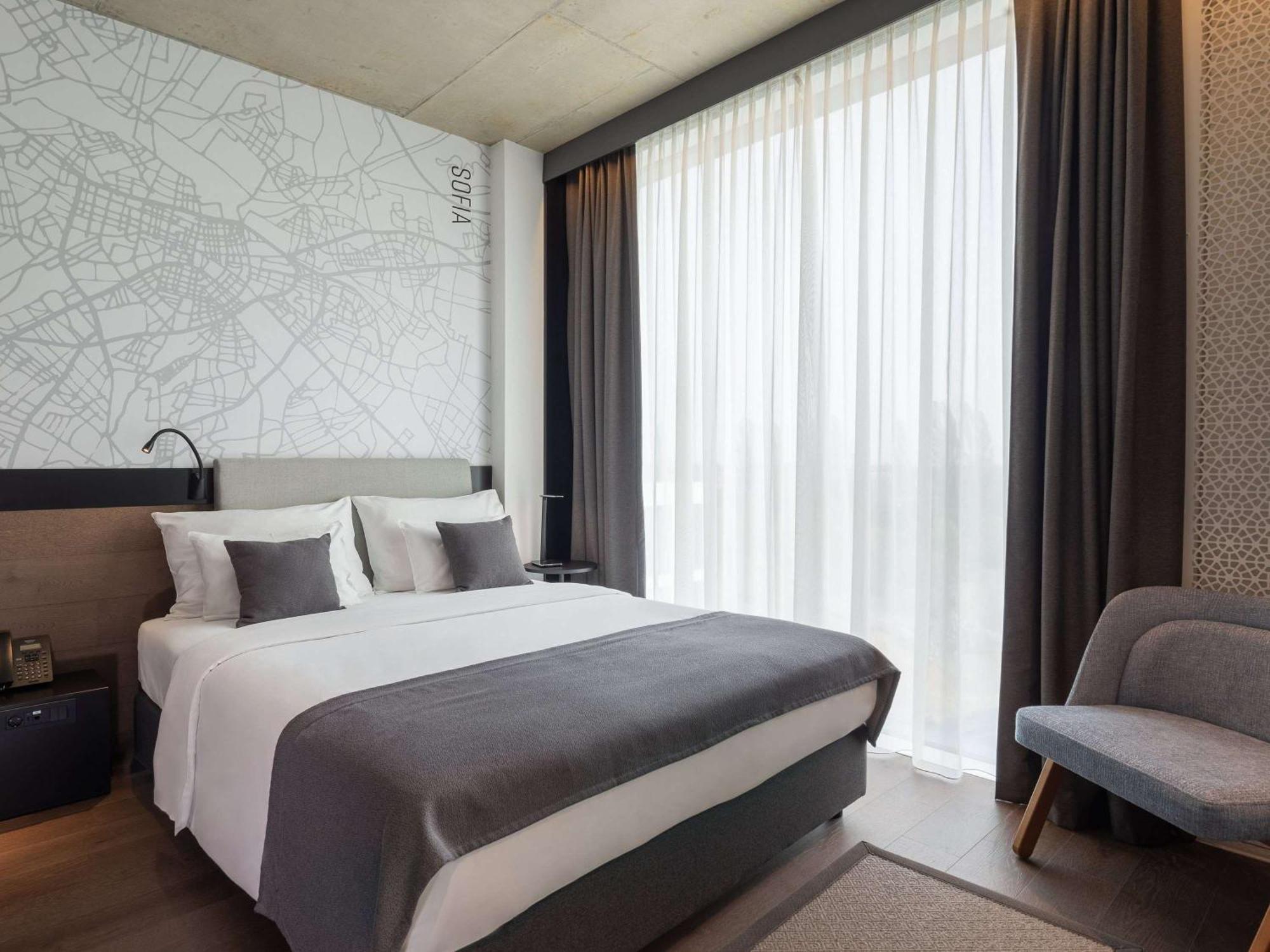 Moevenpick Hotel 4*